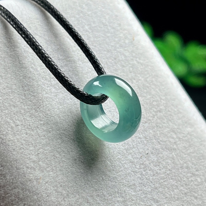 Natural Emerald Blue Water Luc - Beading 评论和价格
