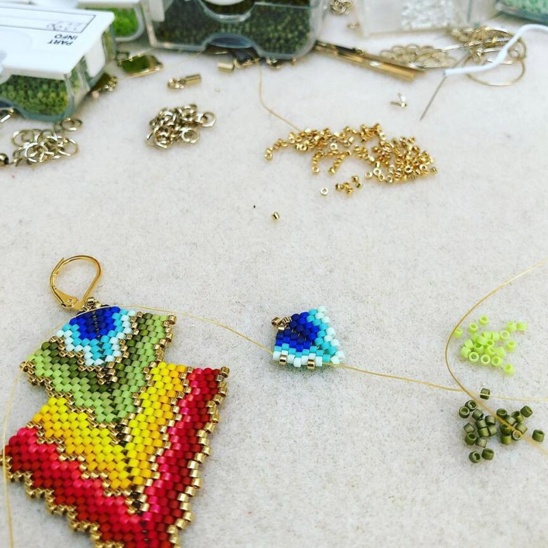 MKU Glass  Beadss 1200Pcs Meta - Glass Seed Beads 2Mm Jewelry Making 评论和价格
